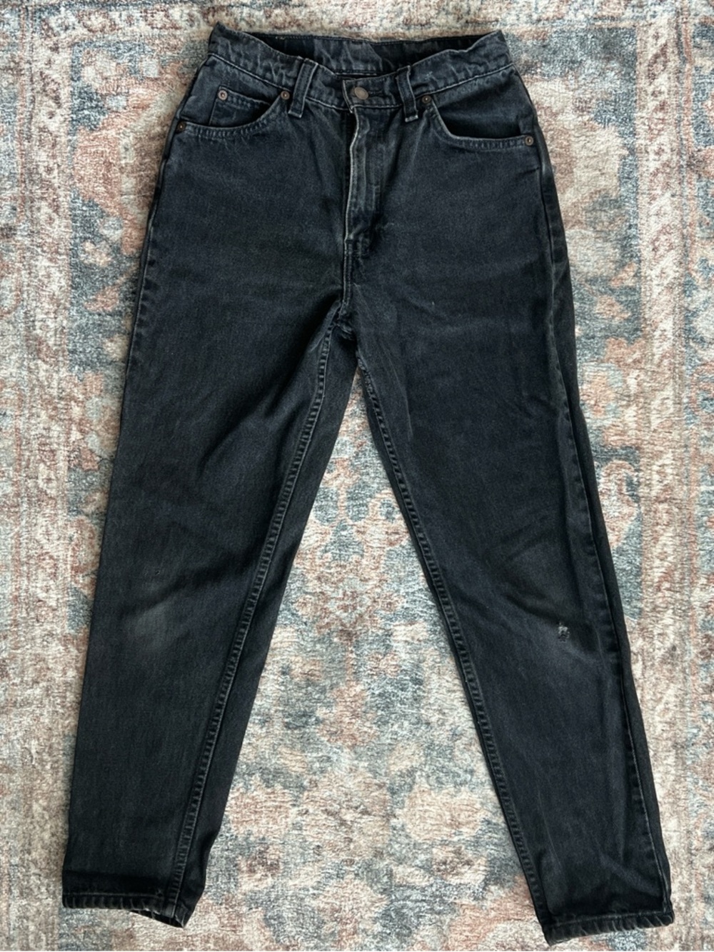 Levi's 622 Vintage High-Rise Black Jeans